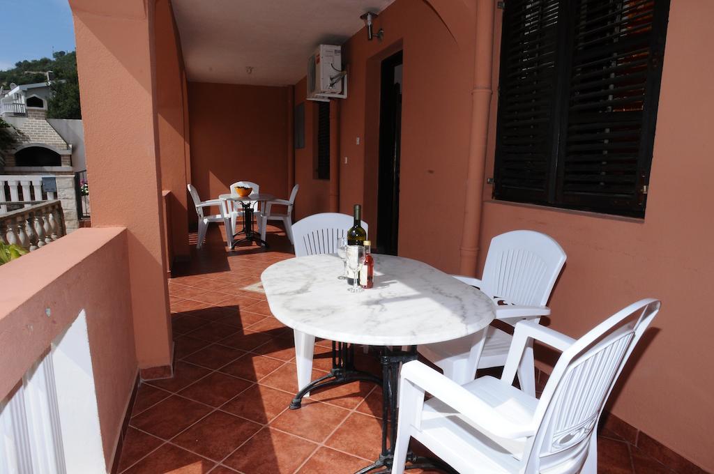 Vila Apartments Lidija Petrovac Rum bild