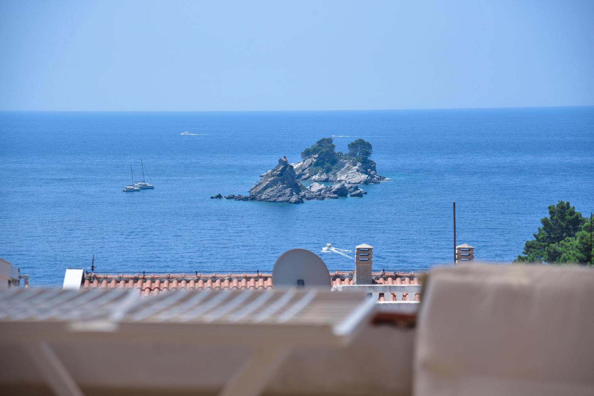 Vila Apartments Lidija Petrovac Exteriör bild