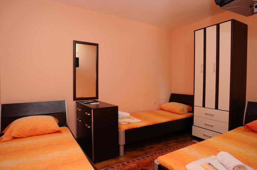 Vila Apartments Lidija Petrovac Rum bild